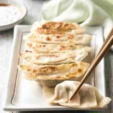 Japanese GYOZA (Dumplings) Recipe Page