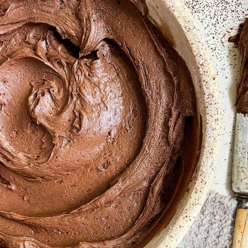 Buttermilk-Chocolate Buttercream Frosting Image