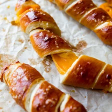 Cheesy Pretzel Twists Recipe Page