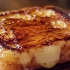 Overnight Crème Brêlée French Toast: The Ultimate Luxurious Breakfast 🥞🍪 Recipe Page