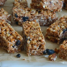 Almond, Blueberry &amp; Date Granola Bars Recipe Page