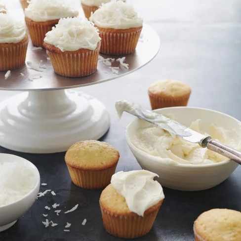 Honey&#039;s Coconut Cupcakes Image