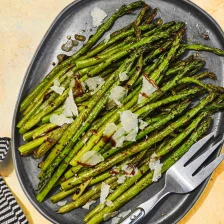 Just In Time For Spring: A Recipe For Tender Air-Fryer Asparagus In Under 15 Minutes Recipe Page