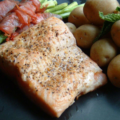 Lemon Garlic Salmon Image