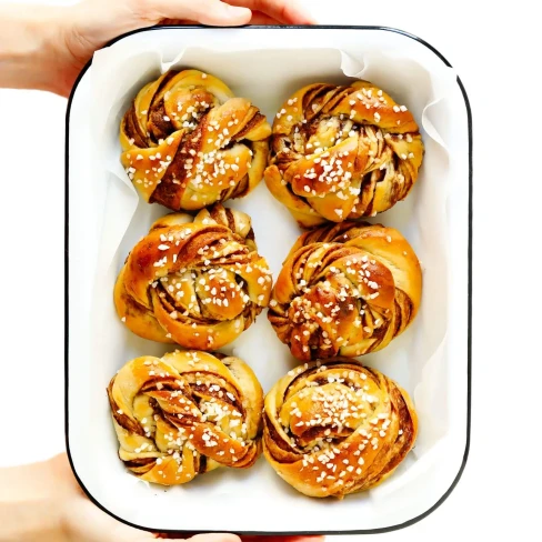 Swedish Cinnamon Buns (Kanelbullar) Image