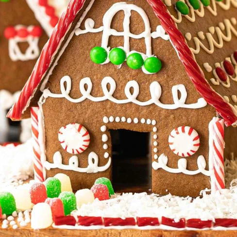 How To Make A Gingerbread House Image