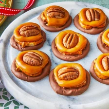 Pretzel Turtles Recipe Page