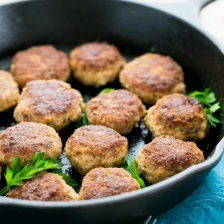 Juicy Pork Meatballs (Kotlety) Recipe Page