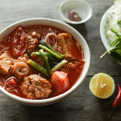 Bún Riêu (Vietnamese Crab, Pork &amp; Tomato Noodle Soup) Image