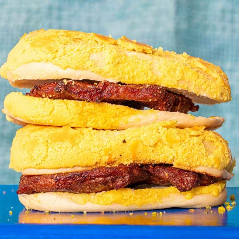 How To Make Macau&#039;s Beloved Anthony Bourdain-Approved Bone-in Pork Chop Sandwich Image