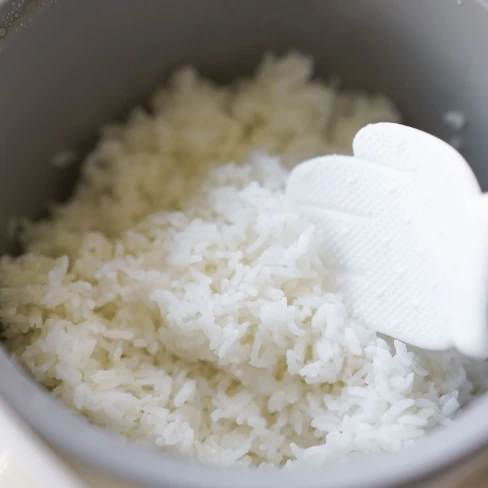 How to Cook Rice in a Rice Cooker Image