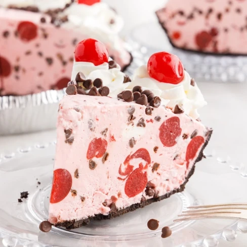 Chocolate Cherry Pie - no bake Image