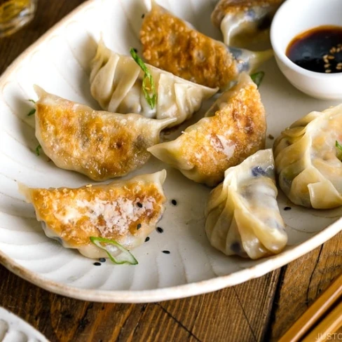 Vegetable Gyoza (Vegan/Vegetarian) Image