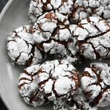 Chocolate Crinkle Cookies Recipe Page