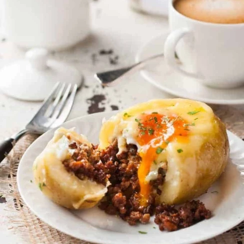 Sausage and Egg Stuffed Potatoes Image