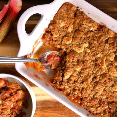 Easy Rhubarb Crumble Image