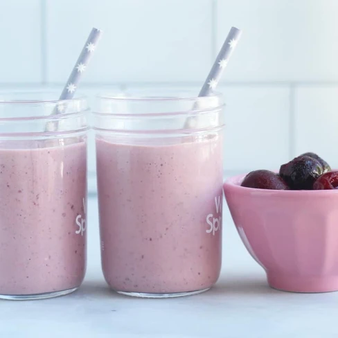 Easy Cherry Smoothie Image