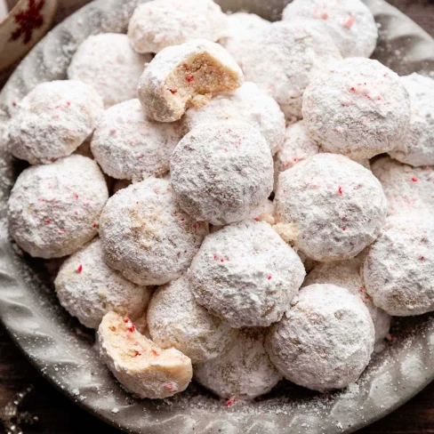 Peppermint Snowball Cookies Image