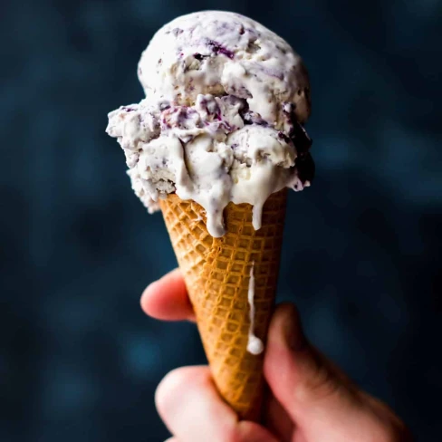 Blueberry Crumble Ice Cream Image