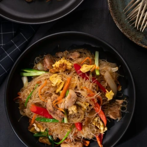 Pad woon sen, aka Thai stir-fried glass noodles | Marion&#039;s Kitchen Image