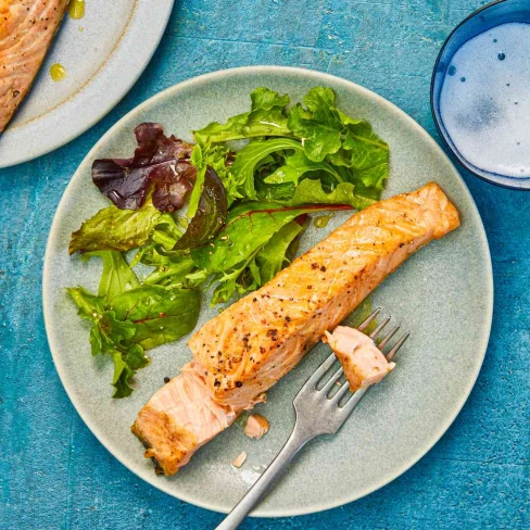 This Juicy Air-Fryer Salmon Makes Weeknight Dinners A Breeze Image