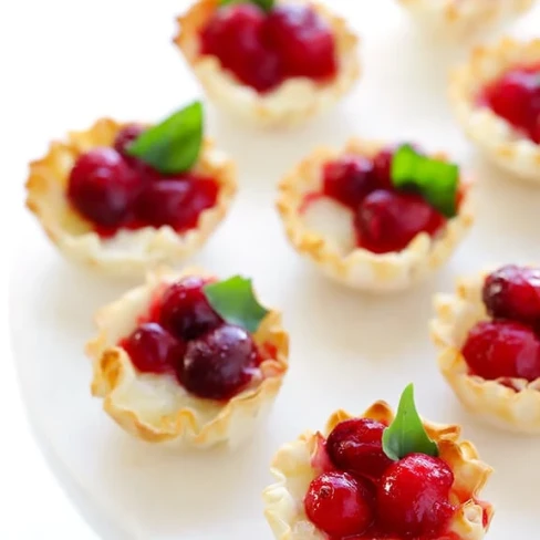 Super-Easy Cranberry Baked Brie Bites Image