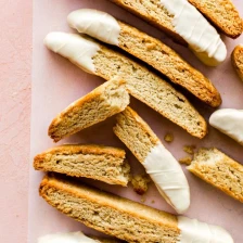 Sweet Vanilla Bean Biscotti Recipe Page