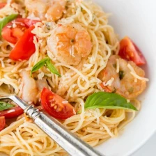 Spaghetti with Shrimp in a Creamy Tomato Sauce Recipe Page