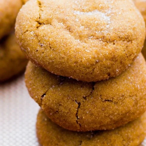 Soft-Baked Gingersnap Molasses Cookies Image