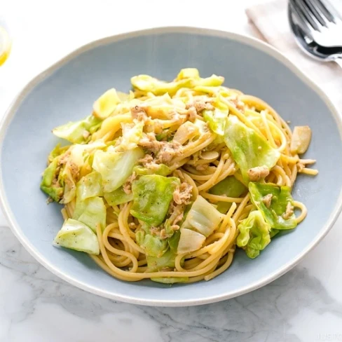 Miso Butter Pasta with Tuna and Cabbage Image