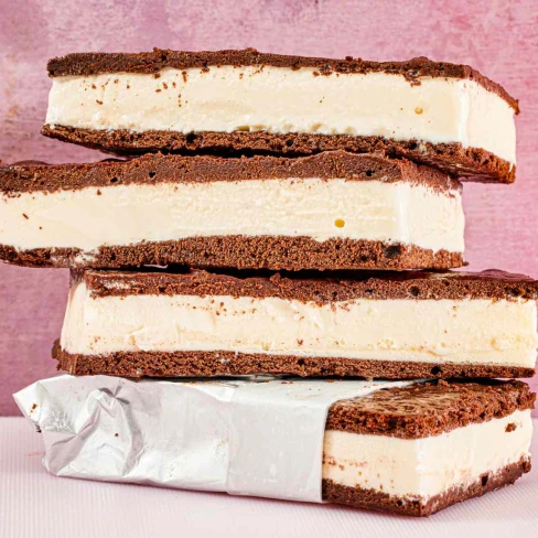 Vanilla Ice Cream Sandwiches Image