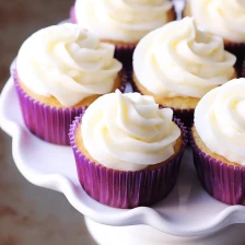 Favorite Vanilla Cupcakes Recipe Page