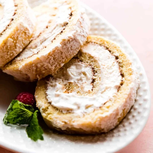 Champagne Cake Roll Image