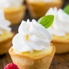 Tartlets with Lemon Curd and Whipped Cream (Korzinki) Recipe Page