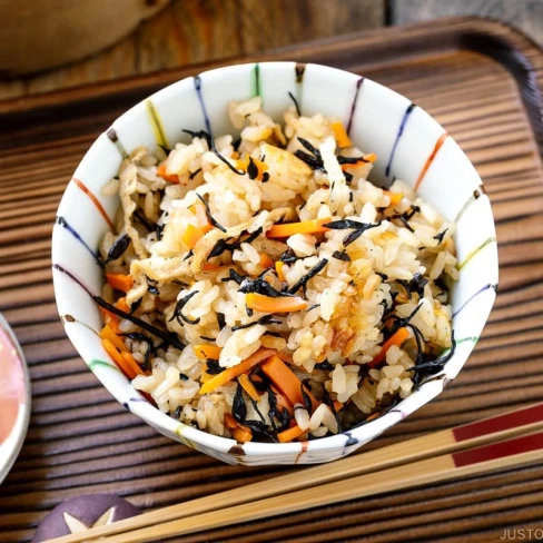 Hijiki Rice (Takikomi Gohan) Image