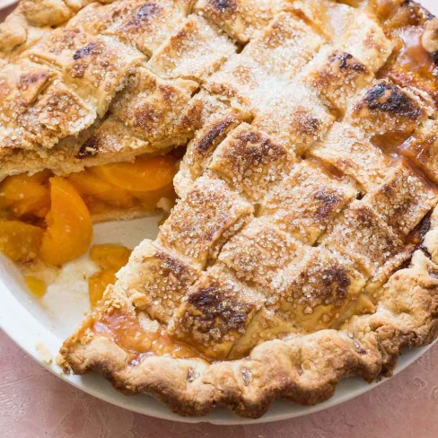 This Is The Peach Pie Recipe You Have To Bake Right Now Image