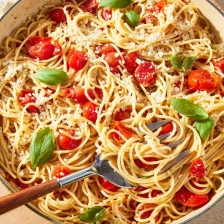 The Easy Tomato Pasta I Make All Summer Long Recipe Page