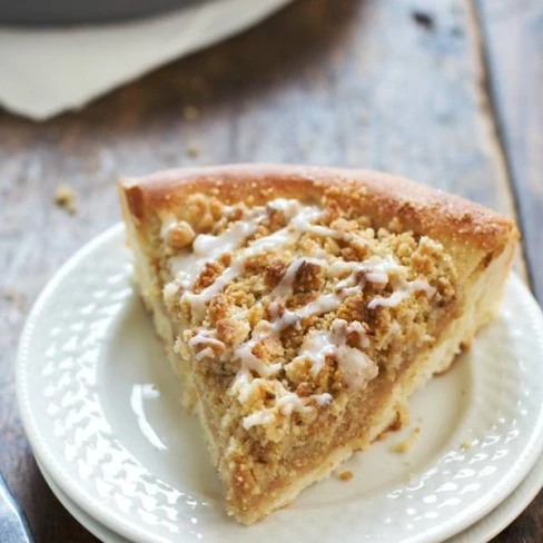 Deep Dish Cinnamon Streusel Dessert Pizza Image