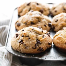 Bakery-Style Chocolate Chip Muffins Recipe Page