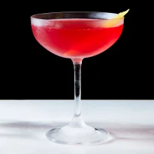 An Adaptable Cosmopolitan Cocktail Recipe Page