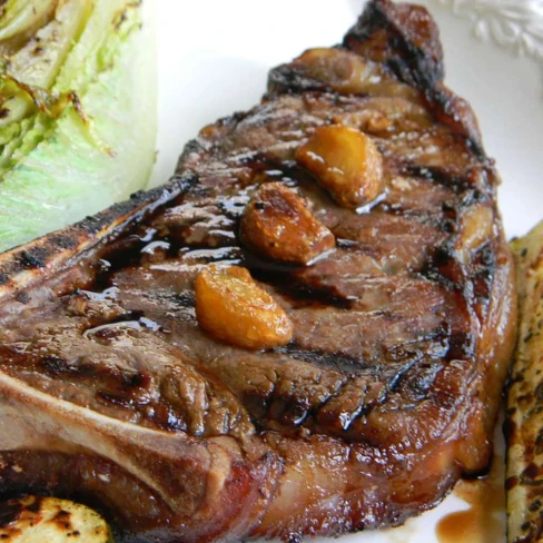 Garlic Steak With Garlic Image