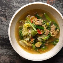 Gaeng Om Gai (Isan-Style Herbal Curry with Chicken and Dill) Recipe Page