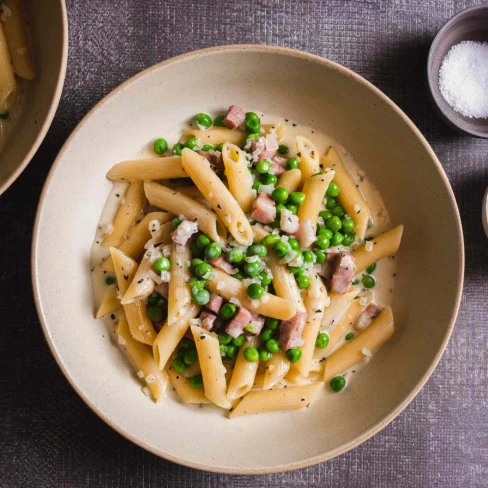 Pasta Prosciutto E Piselli (Creamy Pasta With Prosciutto Cotto And Peas) Image