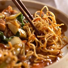 Chinese Crispy Noodles with saucy Chicken and Vegetables (crispy CHOW MEIN!) Recipe Page