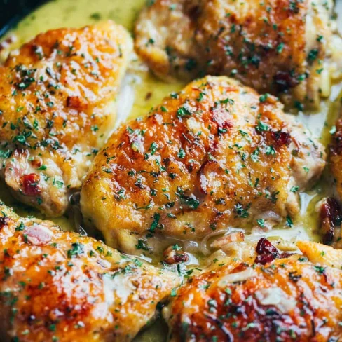 Skillet Chicken With Bacon And White Wine Sauce Image