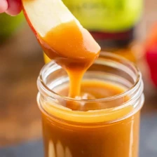 Caytlin&#039;s Famous Apple Bourbon Caramel Sauce Recipe Page