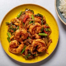 Goong Pad Nam Prik Pao (Thai Stir-Fried Shrimp With Chile Jam) Recipe Page