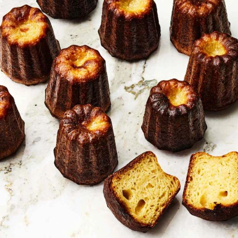 Canelés (Cannelés) de Bordeaux Image