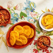 Sopaipillas (Chilean Fried Pastries) Recipe Page