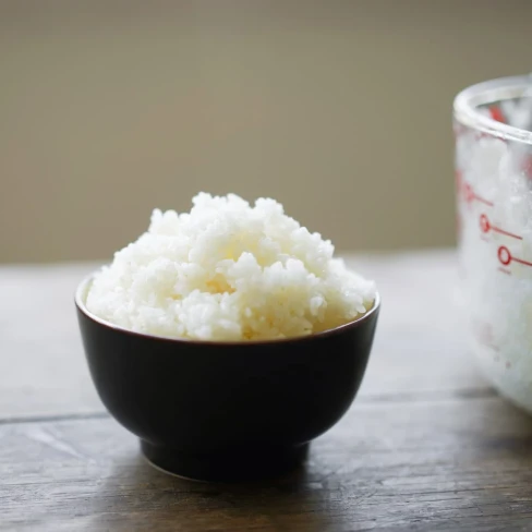 How to Cook Rice in a Microwave Image